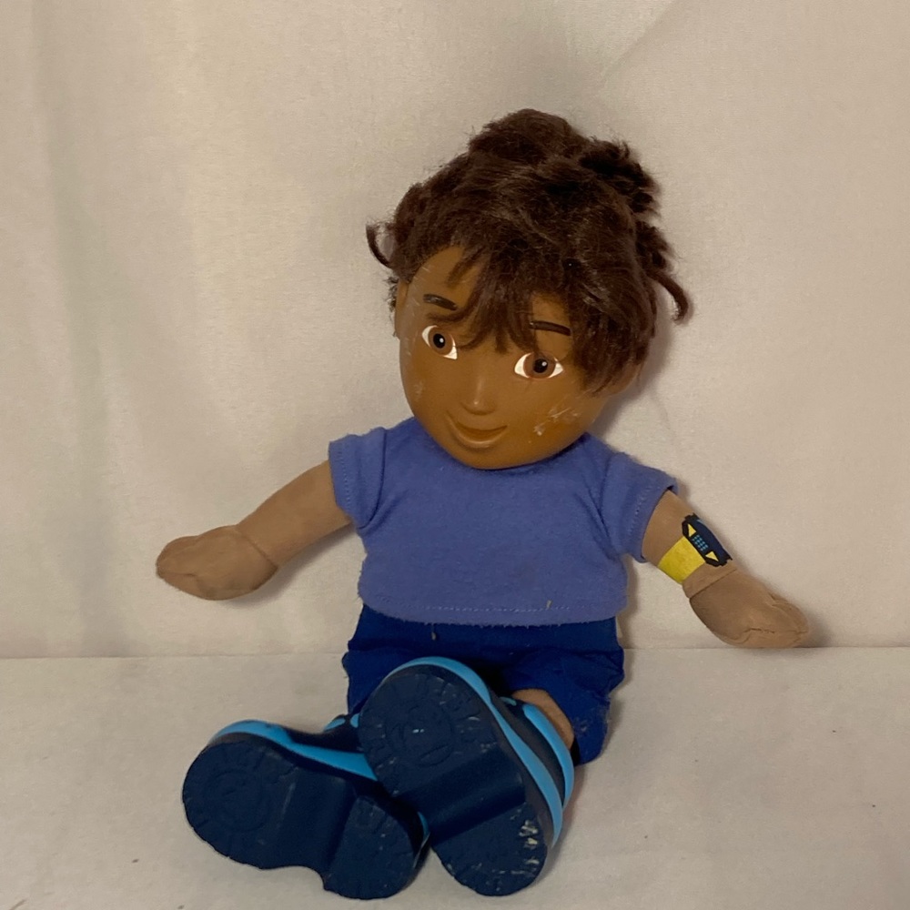 Diego doll talking battery operated - Picture 2 of 7